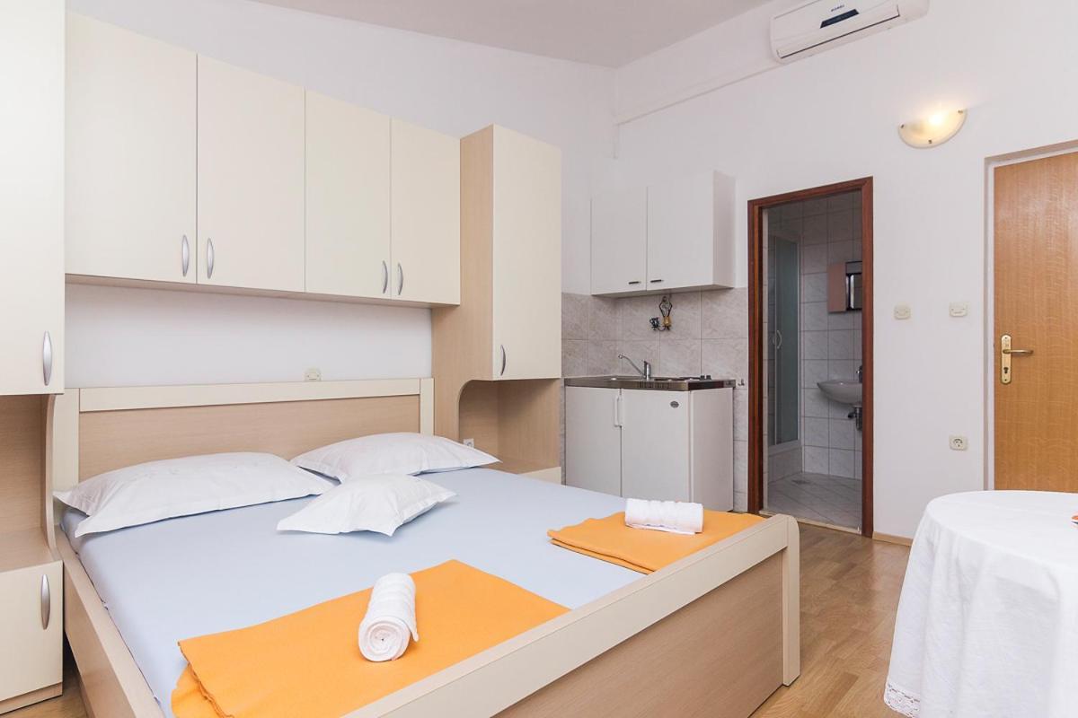 Apartment Nada *