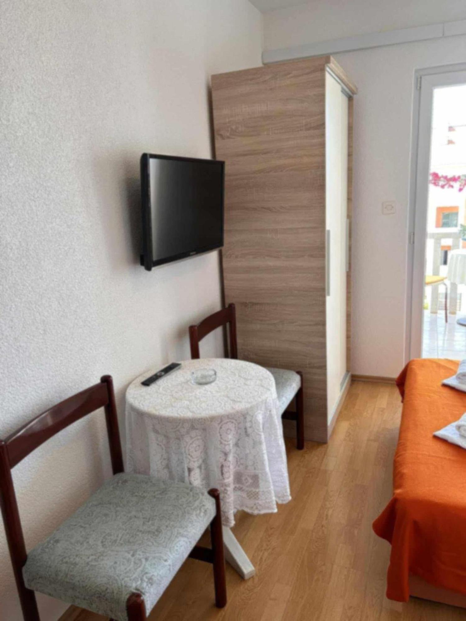 Nada Apartment *