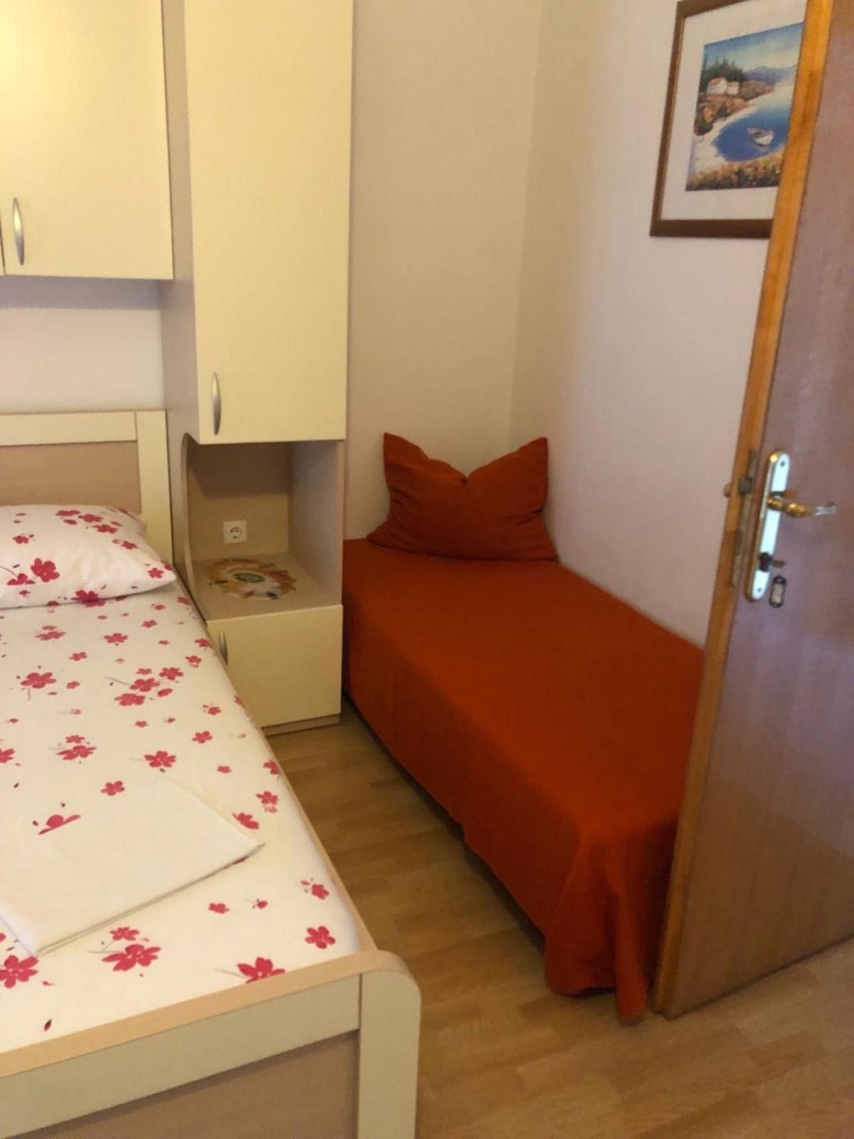 Apartment Nada Makarska