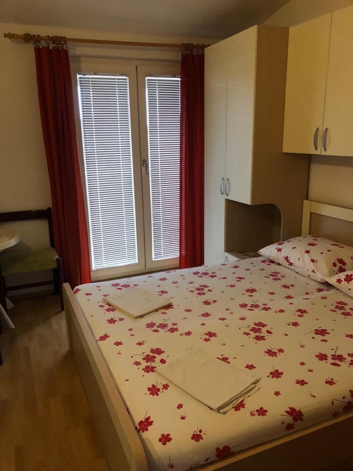 Apartment Nada *