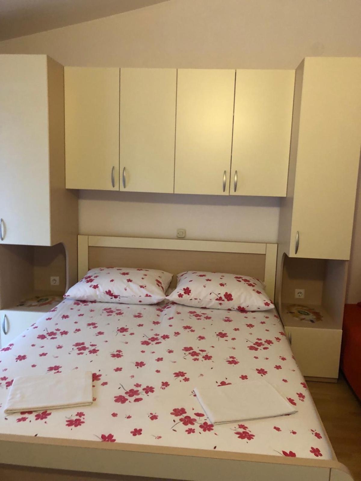 Apartment Nada Makarska