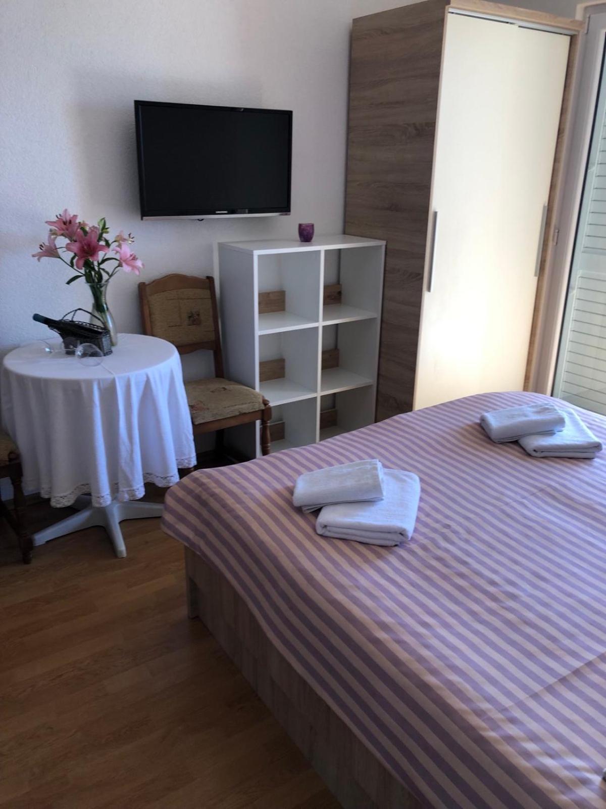 Nada Apartment Makarska